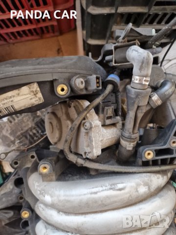 Дросел и колектор за Audi 2.4i, снимка 3 - Части - 40076029
