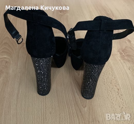 Дамски черни сандали на висок ток с камъни, снимка 2 - Сандали - 44480009