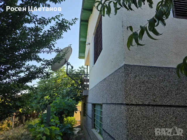 🏡 ПРОДАВА СЕ ВИЛА КРАЙ ЧЕРВЕН БРЯГ – 90 КВ.М. + 1000 КВ.М. ДВОР