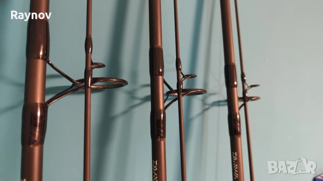 Сет Шаранджийски въдици 3xDaiwa Ninja X Carp 3.90m 3.5lb, снимка 8 - Въдици - 53685150