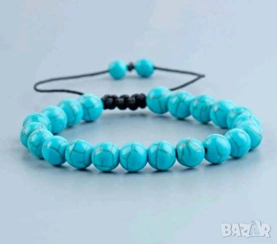 Гривни от естествени камъни  