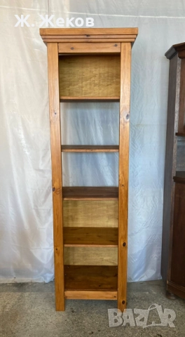 Масивна етажерка