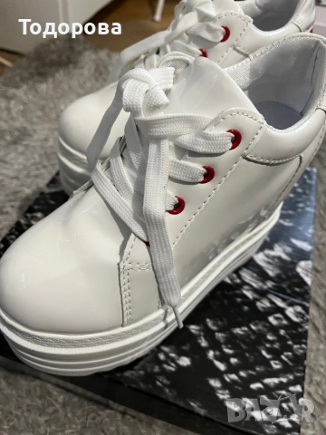 Кецове с вградена платформа, снимка 3 - Кецове - 52905571