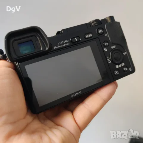 Sony A6000 + 2 обективa Sony SEL 16-50mm f/3.5-5.6 PZ обектив Sony SEL 55-210mm, снимка 10 - Фотоапарати - 55864188