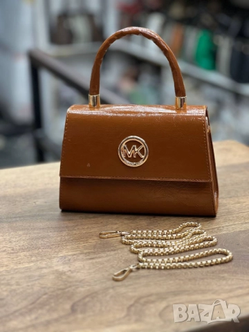 чанти michael kors, снимка 9 - Чанти - 51443720