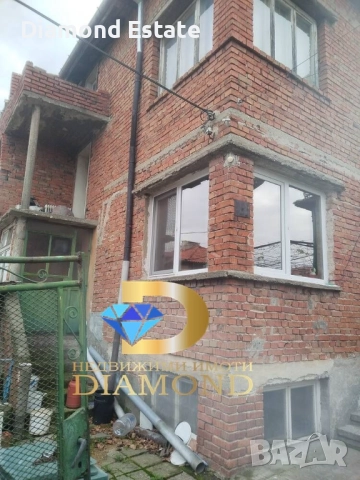 Двуетажна къща в град Харманли, снимка 4 - Къщи - 52720953