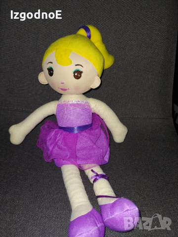 Голяма мека кукла балерина DOLL BLONDE ZEEMAN PURPLE DRESS DANCER 42 CM