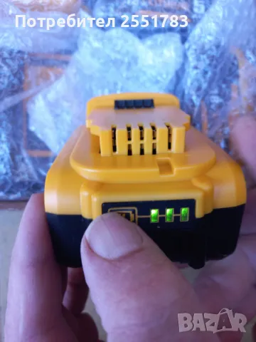 Нови лит.батерии 18в/5ач за девалт, снимка 2 - Винтоверти - 49672838