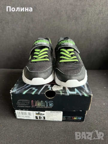 Светещи маратонки Sketchers, снимка 3 - Детски обувки - 56079741