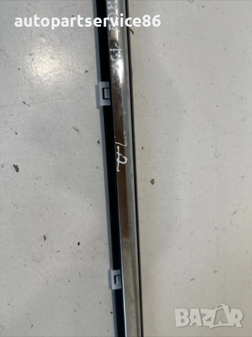 Предна дясна хромирана лайсна за стъкло за KIA Sportage (2020), снимка 2 - Части - 53371535