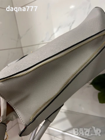 Michael Kors голяма чанта Германия, снимка 13 - Чанти - 51071830