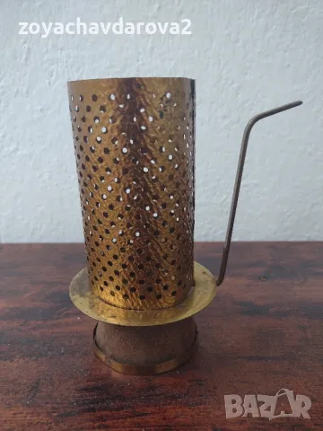 ВИНТИДЖ РЕТРО СВЕЩНИК ОТ МЕСИНГ, МЕД И ДЪРВО, снимка 2 - Антикварни и старинни предмети - 49957248