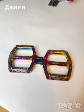 Педали NS Bikes Radiance капсуловани метални със сменяеми пинове, снимка 6 - Части за велосипеди - 50961044