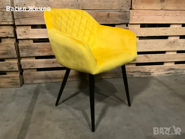 Стол плюш, жълт, Кресло с метални крака