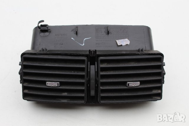 Среден централен въздуховод парно решетка Пежо 307 св 2.0хди 03г Peugeot 307 sw 2.0hdi 2003