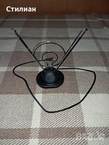 Антени за телевизор, снимка 2 - Приемници и антени - 52713582