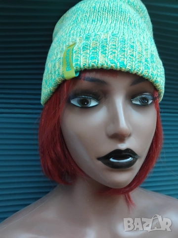 Reebok 100% оригинална зимна шапка, снимка 2 - Шапки - 52741230