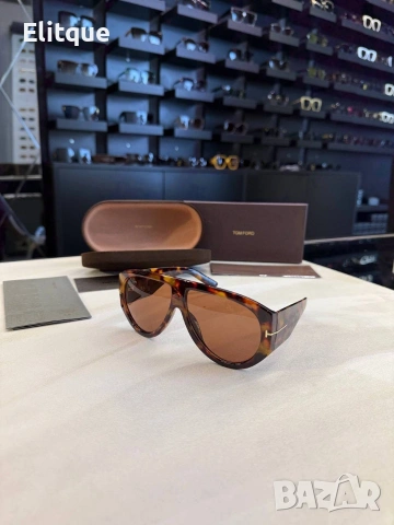 очила с черен обикновен калъф и ув защита tom ford prada, снимка 5 - Слънчеви и диоптрични очила - 53251829