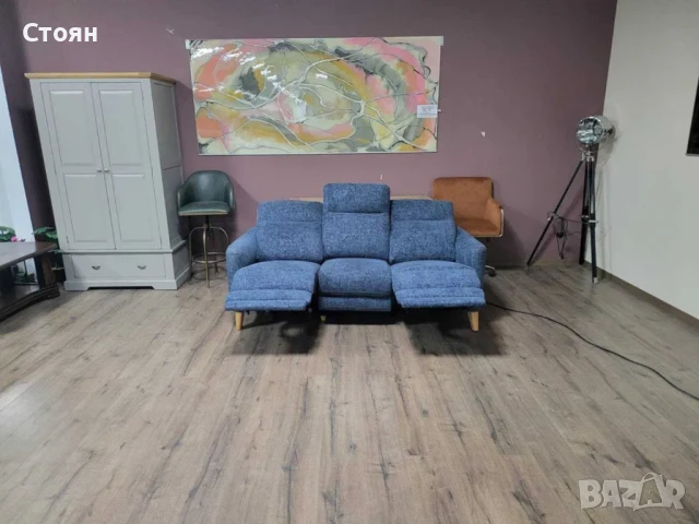 Сив диван от плат тройка с електрически релаксиращ механизъм, снимка 7 - Дивани и мека мебел - 50887320