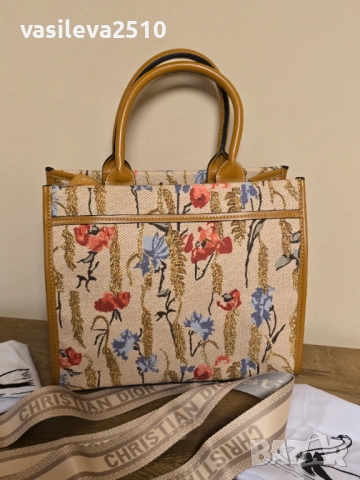 Dior лимитирана прекрасна дамска чанта , снимка 7 - Чанти - 52558898