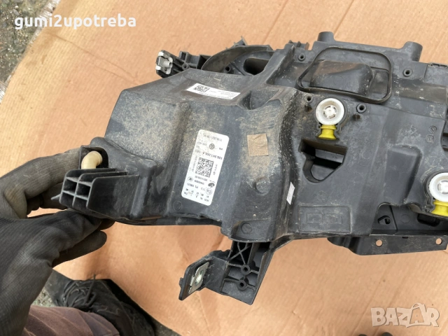 Лед Фар Десен 10B941006A Volkswagen ID.3 E11 pro, снимка 6 - Части - 53407595