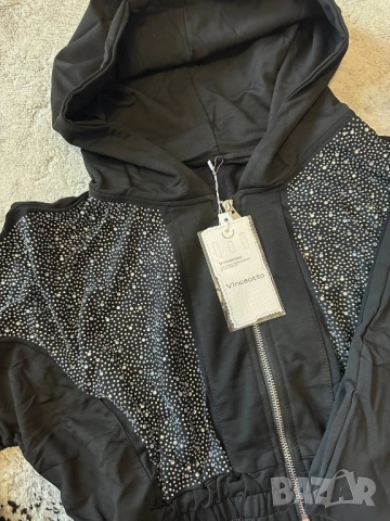 дамски екипи , снимка 2 - Спортни екипи - 51593557