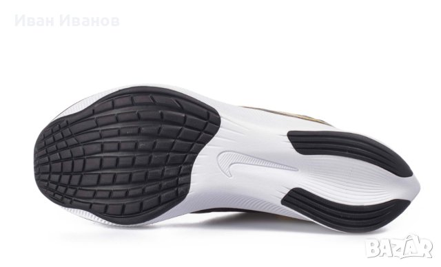  оригинални маратонки Nike ZOOM FLY 3 номер 42-42,5, снимка 6 - Маратонки - 41397563