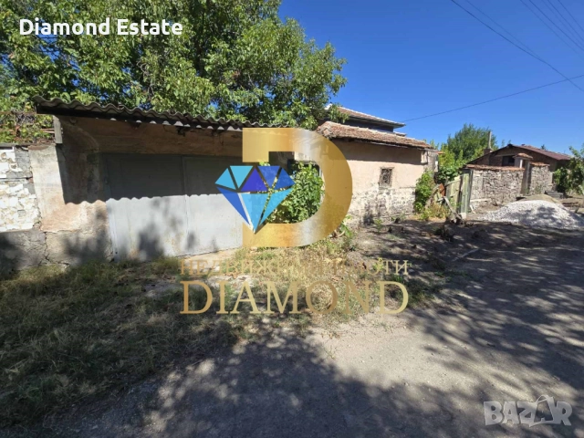 Двуетажна къща в село Ябълково, общ. Димитровград, снимка 2 - Къщи - 51508282