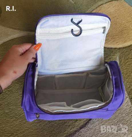 Чанта за козметика, снимка 3 - Чанти - 41627599