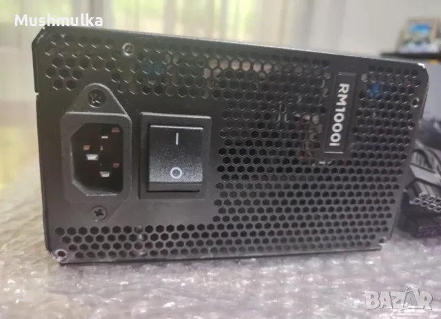 Продавам работещо захранване Corsair RM1000i - 80 PLUS Gold, снимка 2 - Захранвания и кутии - 55979697