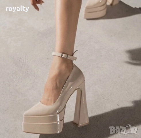 Обувки на ток - бежов лак