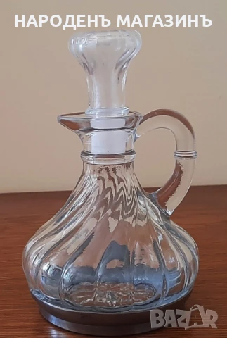 НОВ немски стъклен оливерник с метален обков кана съд за олио, снимка 1