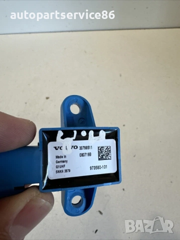 Сензор за удар за Volvo C70 Convertible 2.0D (2008) 30798511, снимка 2 - Части - 53866439