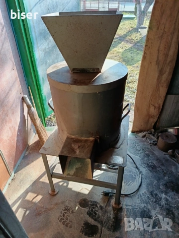 ФУРАЖОМЕЛКА - МОНОФАЗНА