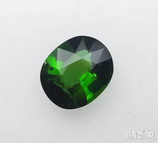 Безупречен зелен турмалин с VS чистота - 2.53кт.! Нов!, снимка 2 - Други - 50136305