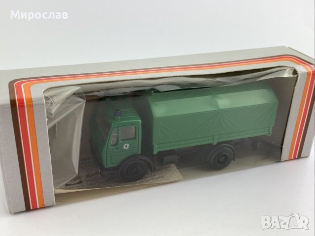 HERPA H0 1/87 MERCEDES BENZ  ПОЛИЦИЯ КАМИОН ДЕТАЙЛЕН МОДЕЛ ИГРАЧКА, снимка 2 - Колекции - 41311093