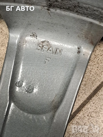 Оригинални джанти за PEUGEOT 308-4 ОТВОРА,, снимка 4 - Гуми и джанти - 53681639