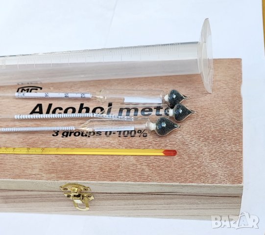 Прецизен спиртомер зяа ракия  в дървена кутия с мензура, термометър и таблицакутия , снимка 10 - Други - 38727051