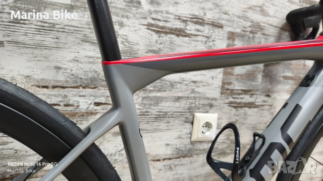 Карбонов шосеен велосипед BMC Teammachine SLR01 Four Disc Ultegra Di2 CRD351 | 47, снимка 5 - Велосипеди - 53664398