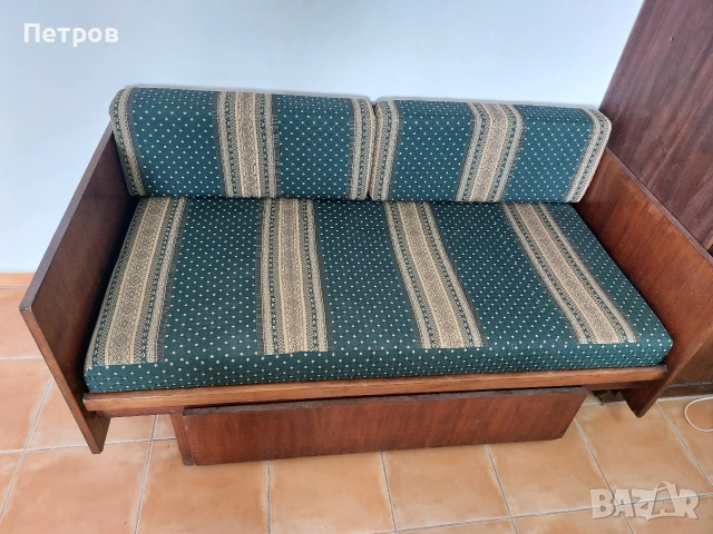 Ретро разтегателен диван - канапе