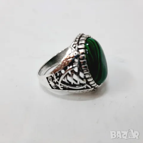 Пръстен с малахит, снимка 3 - Пръстени - 48689390