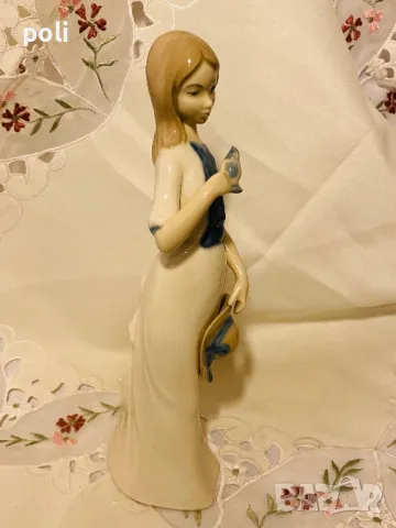 порцеланова статуетка , снимка 6 - Статуетки - 48229628
