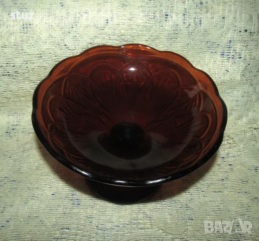 Стъклена фруктиера, снимка 3 - Прибори за хранене, готвене и сервиране - 49169587