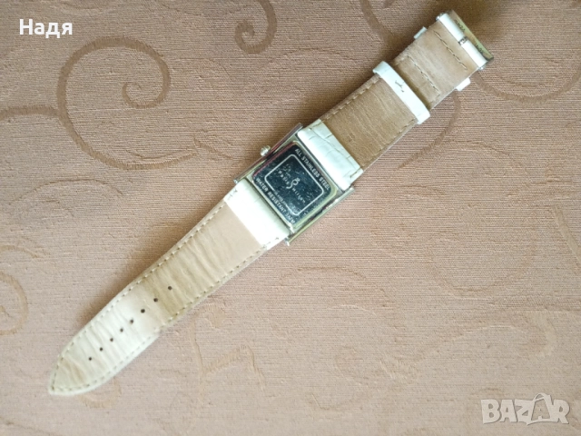 Часовник Paris Hilton, снимка 14 - Дамски - 52315612