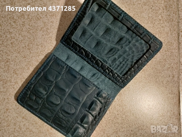 компактен кард холдер с 3 джоба+1 за лични документи , снимка 8 - Портфейли, портмонета - 53830460