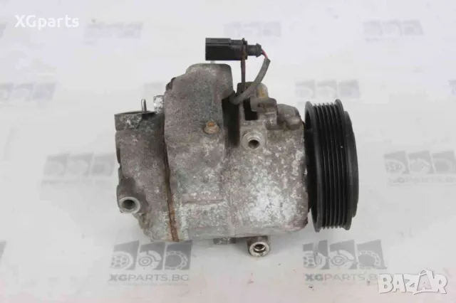 Компресор климатик за Volkswagen Polo IV 1.2i 60 к.с. (2005-2009) 6Q0820808E, снимка 4 - Части - 47975746