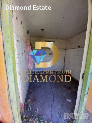Двуетажна къща в село Навъсен, общ. Симеоновград, снимка 14 - Къщи - 51284327
