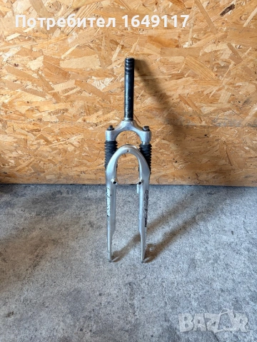 Амортисьорна вилка 27.5" SR Suntour