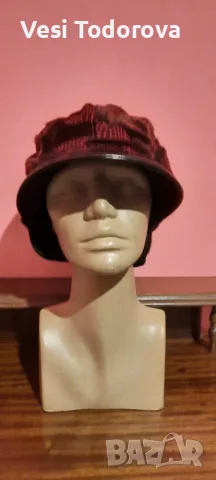 Дамски зимни шапки , снимка 18 - Шапки - 56275249