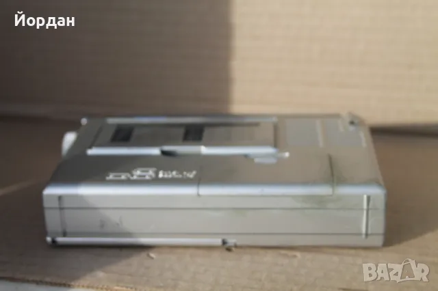 Радио ''Grundig YB 218'', снимка 12 - Радиокасетофони, транзистори - 49496825